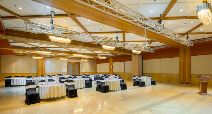 Crystal Banquet 1